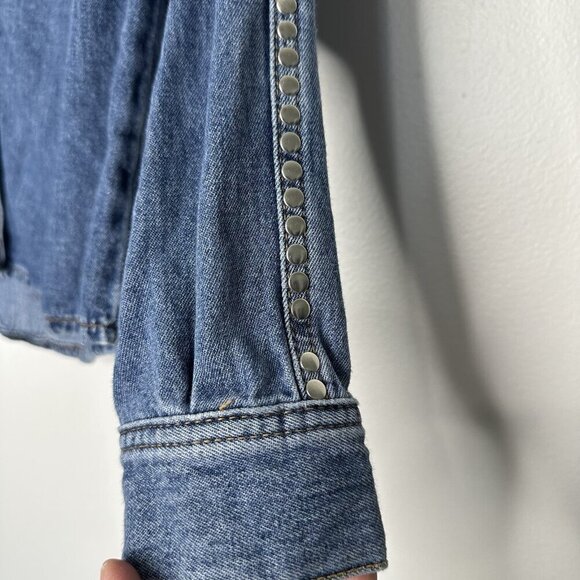 MNG Mango Denim Shirt Size 6 Blue Studded Snap Oversized Boho Western - Picture 5 of 14